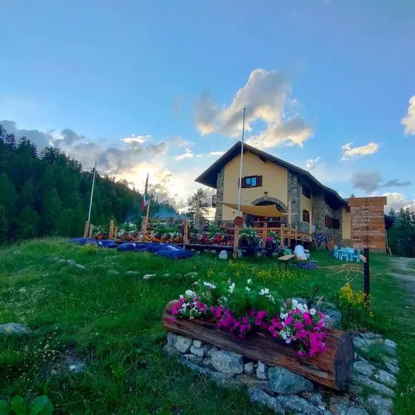 Rifugio Baita Gimont, hotel v destinácii Cesana Torinese