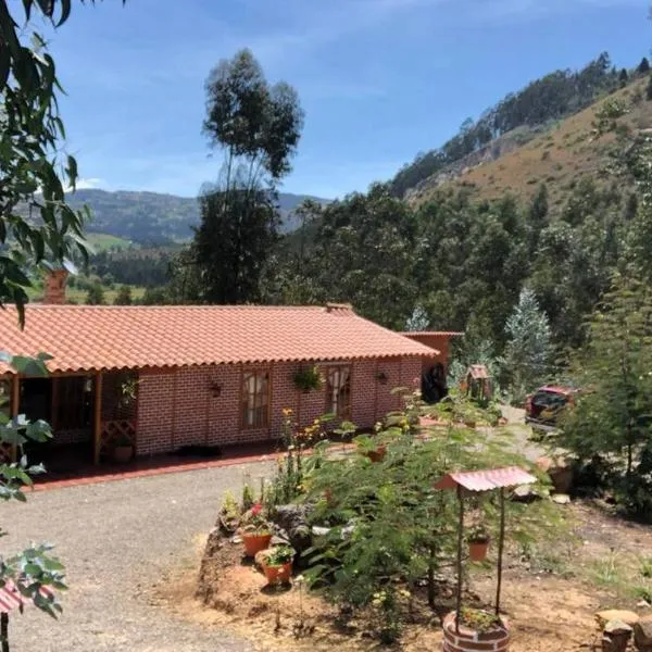 CABAÑA BUENAVISTA es un lugar para descansar., hotel v destinaci Iza