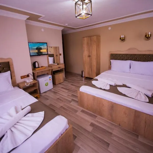 Hotel Orkide، فندق في إسطنبول