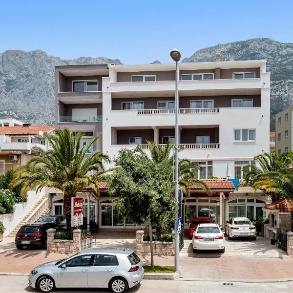 Apartments Dany, hotel v destinácii Makarska