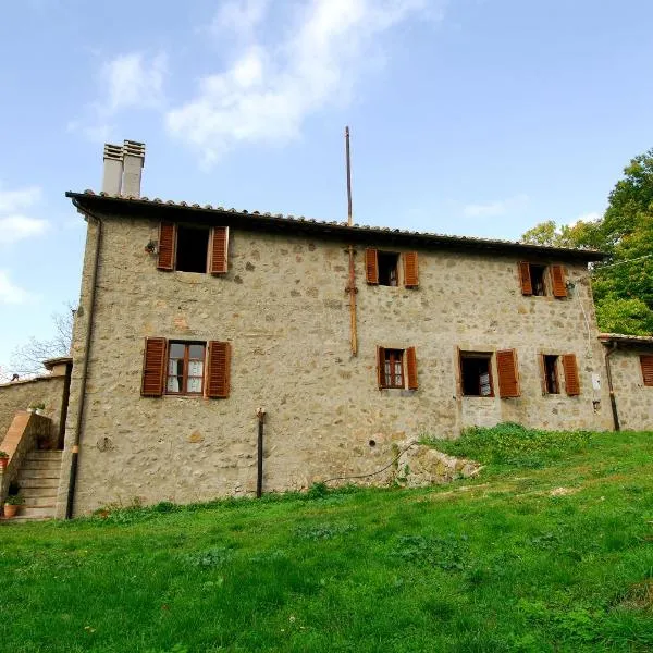 A stay surrounded by greenery - Agriturismo La Piaggia - app 2 bathrooms, отель в городе Vivo dʼOrcia