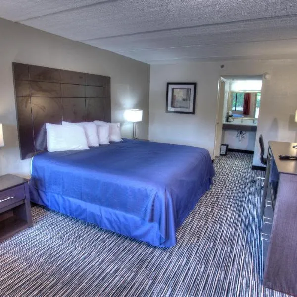 Budgetel Inn and Suites Plus Helen, hotel u gradu 'Clarkesville'