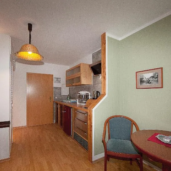 Haus Müritz, FeWo 17 Hecht, hotel v destinaci Zielow