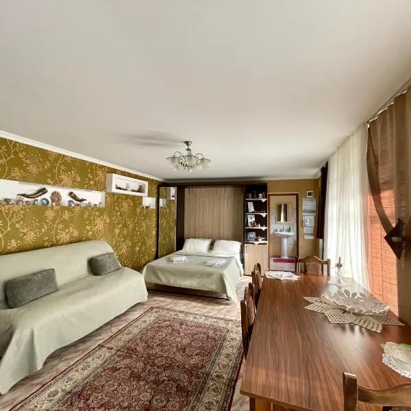 Garden House, hotel in Kvareli