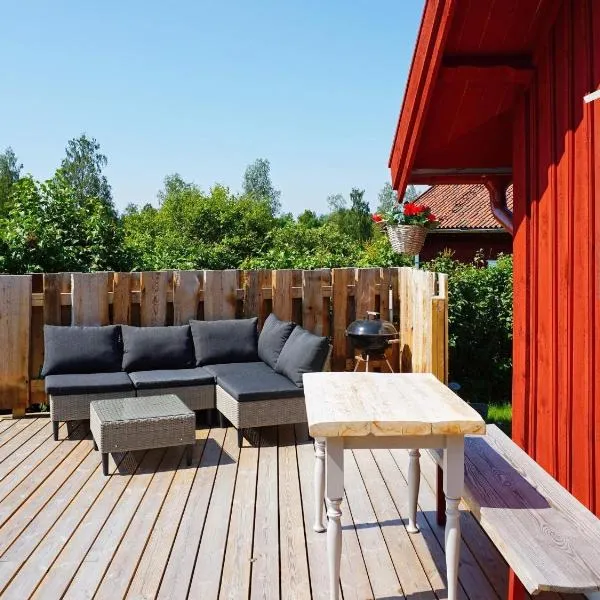 5 person holiday home in Mell sa, hotel in Sparreholm