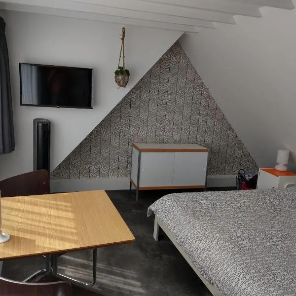 Hoogland aan Zee, hotel v destinaci Egmond aan Zee