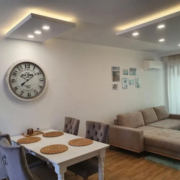 자르마디에 위치한 호텔 Sunshine Resort Turquoise Apartman