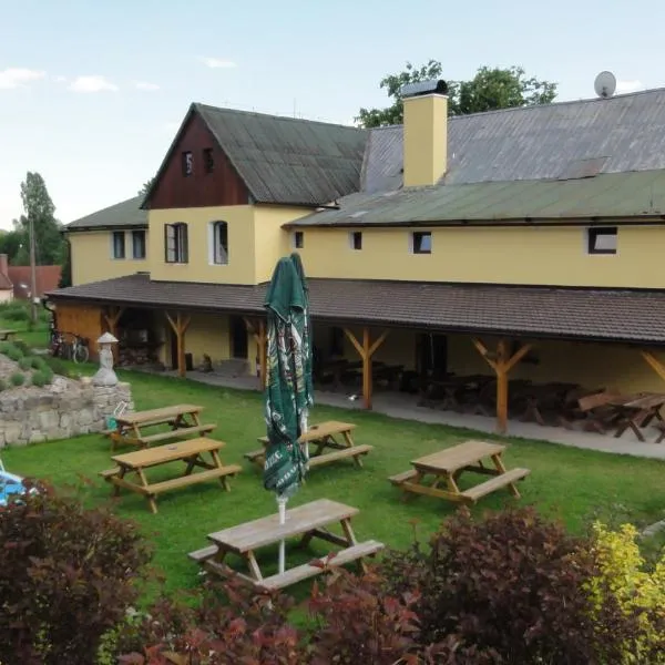 Penzion Zámecká, hotel en Adršpach