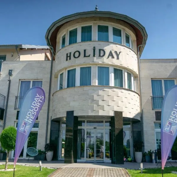 Holiday Resorts, hotel in Balatonőszöd