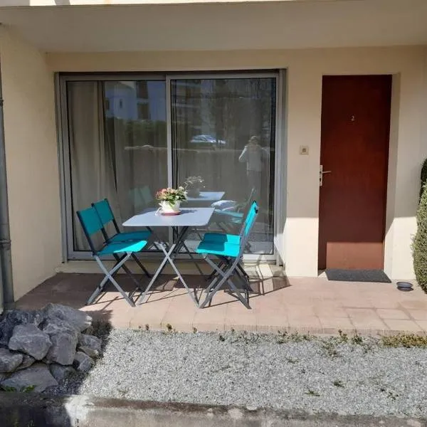 appartement T2 cabine en RDC avec terrasse, khách sạn ở Saint-Lary-Soulan