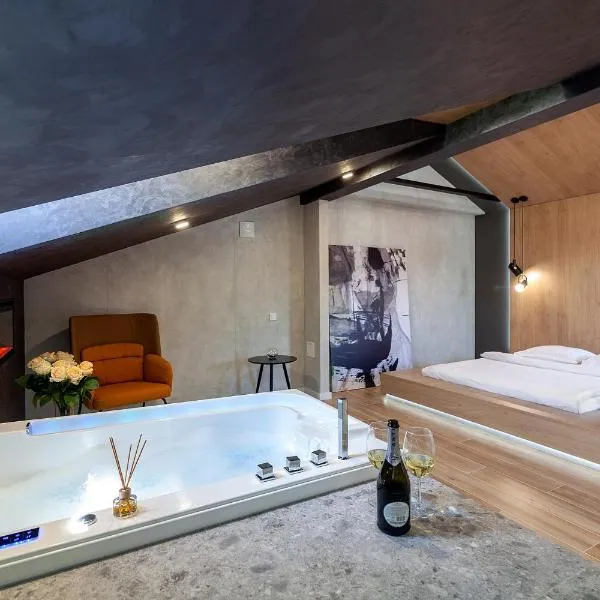 Royal VIP jacuzzi Apart, hotel a Lviv