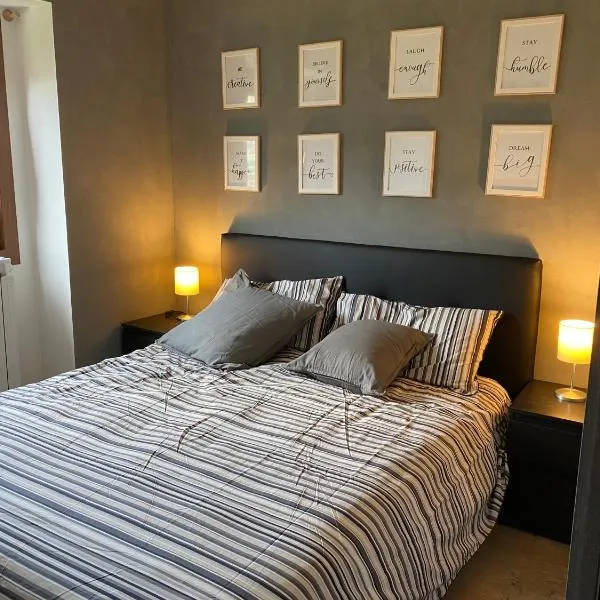 Be Smiling Apartment, hotel v destinaci Passo del Tonale