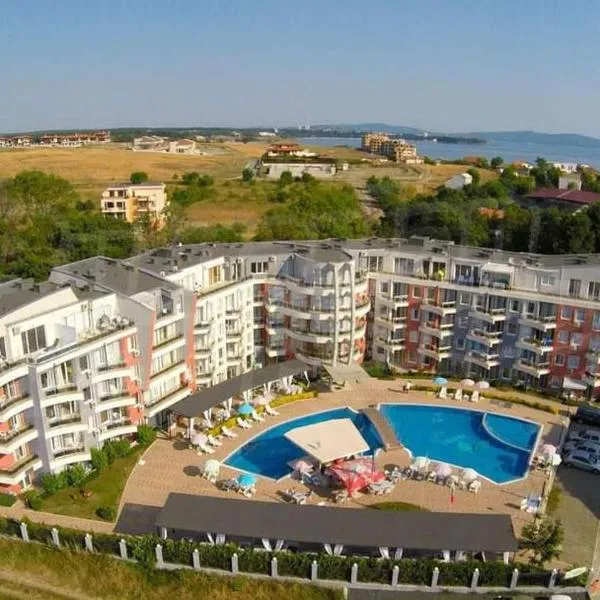 Emberli Penthouse, hotel di Lozenets