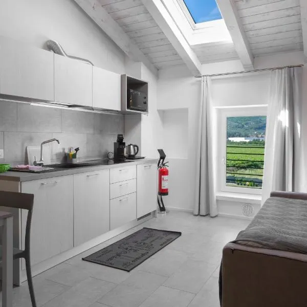 Appartamento Campagnola Mansardato, hotel in Riva del Garda