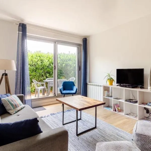 La casa de Sophie T3 avec jardinet, Parking privé - Port de Vannes, hotel v destinácii Vannes