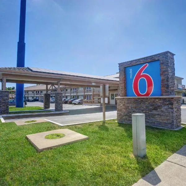 Motel 6-Anderson, CA - Redding Airport, hotel em Anderson