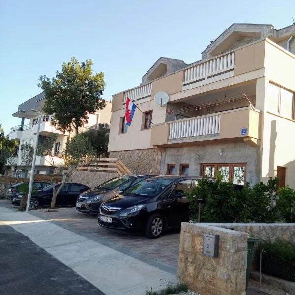 Apartment Andjela, hotel in Starigrad-Paklenica