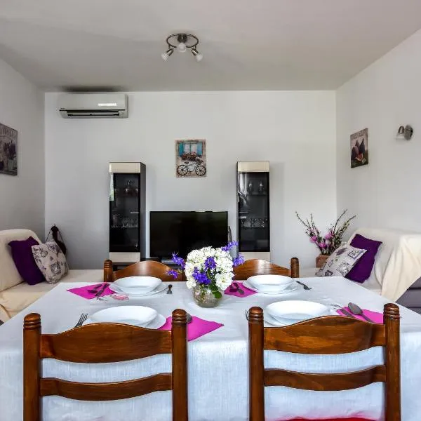 Apartman Koraca, hotel in Lanišće