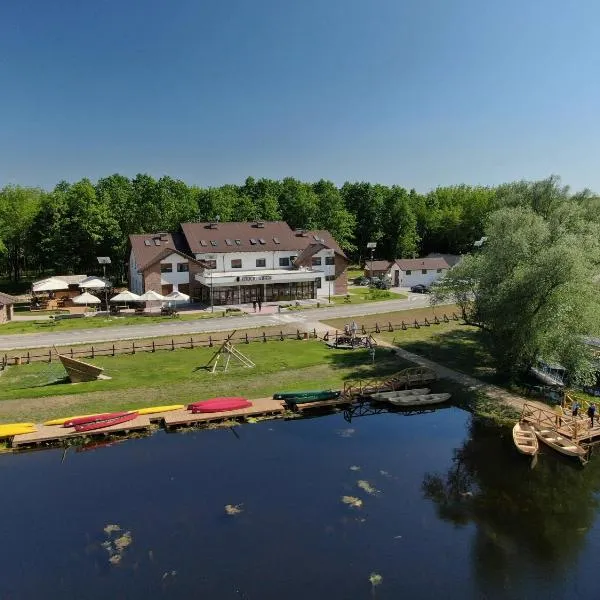 Otočki Virovi, hotel a Nijemci