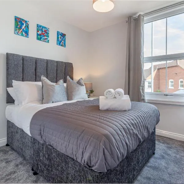 Host & Stay - The Bull Inn, 3 Double Rooms, hotel in Worcester