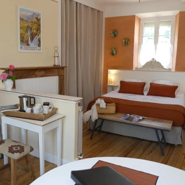 Chalet Mina, hotel v destinaci Sazos