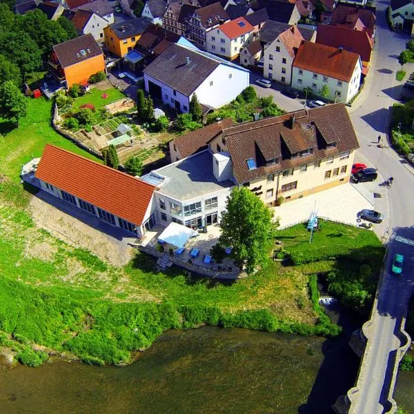 Landgasthof zum Hirschen, hotel v destinaci Tauberrettersheim