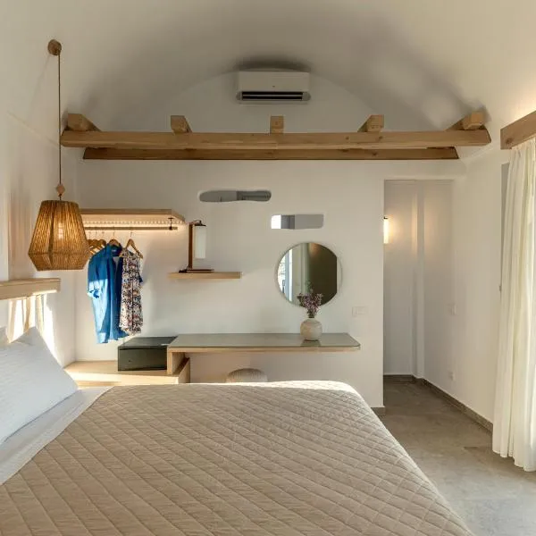Alafropetra Luxury Suites, hotel in Akrotiri