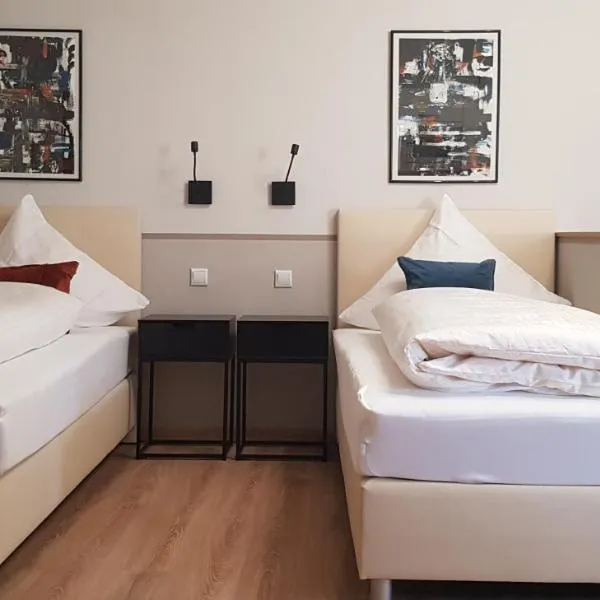 Boardinghouse Marktplatz, hotel v destinaci Schwandorf in Bayern