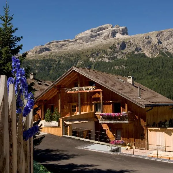 Pension Angelo, hotel v destinaci Corvara in Badia