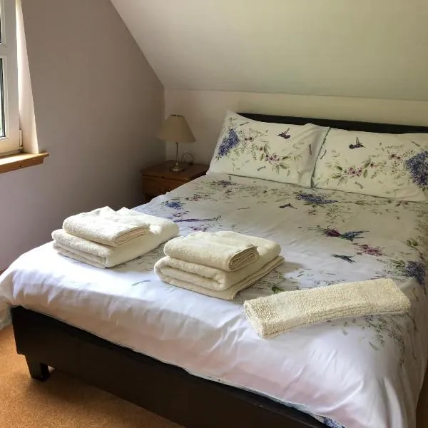 Foresters Lodge bed and breakfast, near loch ness, hotel v destinácii Inverfarigaig