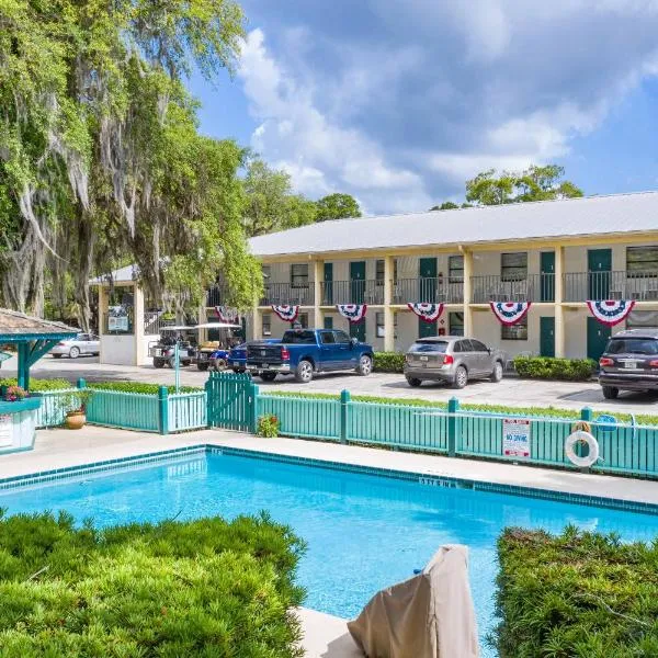 Steinhatchee River Inn and Marina, hotel v destinaci Steinhatchee