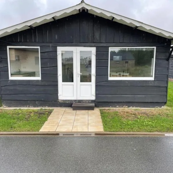 Camping Thalassa Belgische Kust Chalet, hotel v destinaci Bredene