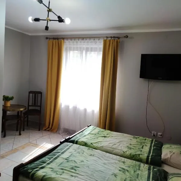 Pokoje Gościnne Majka M, hotel di Mrągowo