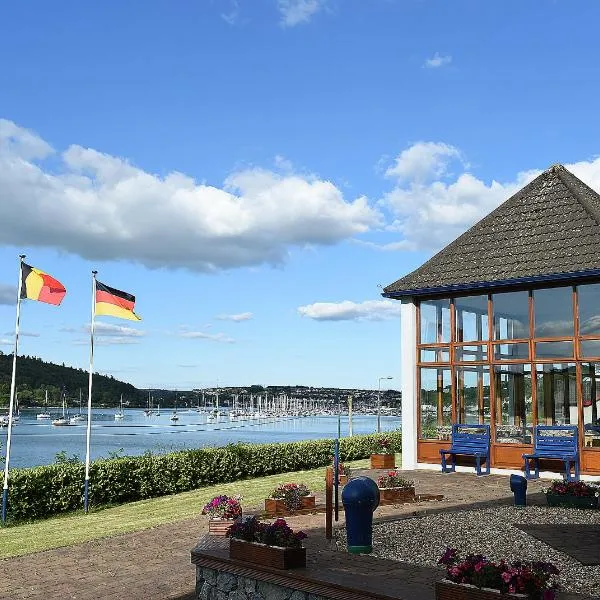 Whispering Pines, hotel v destinaci Crosshaven