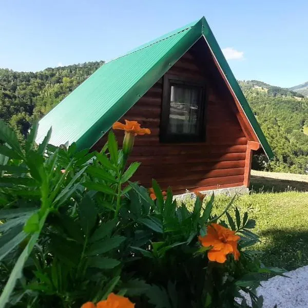 Etno selo ŽURIĆ, hotel a Mojkovac