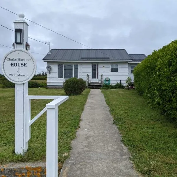 Clark's Harbour House, hotel in Lower Woods Harbour