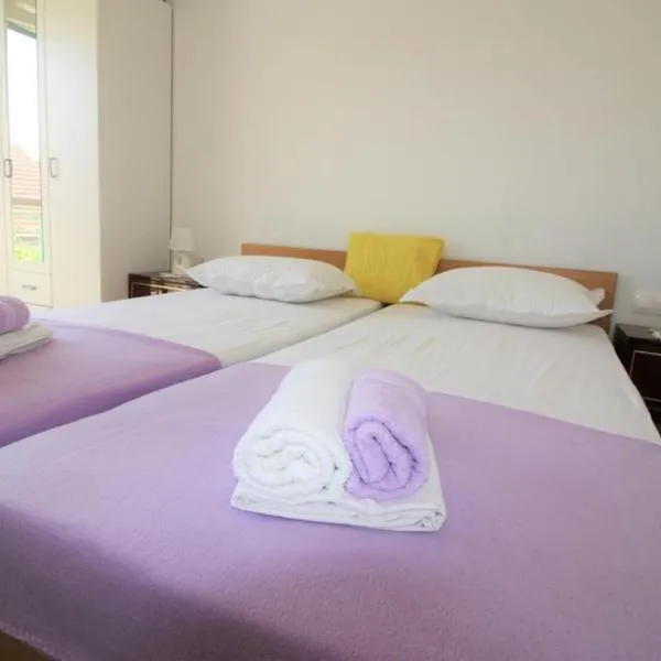 Privatna Soba Gita, hotel v Sumartinu