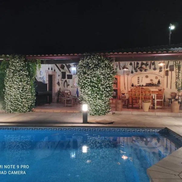 CASA RURAL TRES VENTAS, hotell i Brazatortas