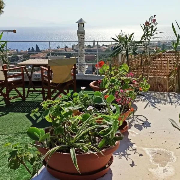 Maris full apartment with roof garden access, Hotel in Chios