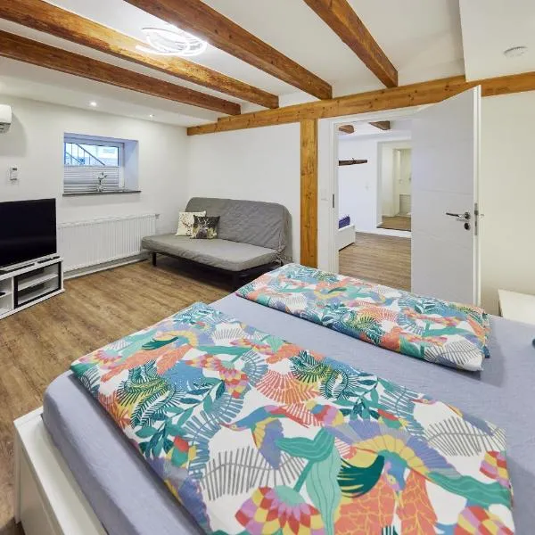 Heimelige Traumwohnung direkt in Rust - nur 10 Minuten zu Fuß in den Europa-Park und Rulantica, hotel em Rust