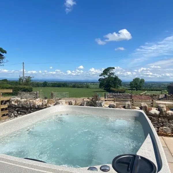 Rattlebeck Farm Cottage and Hot Tub PET FRIENDLY, hôtel à Hesket Newmarket