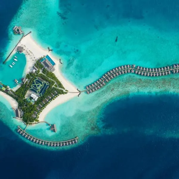 Grand Park Kodhipparu Maldives, khách sạn ở Malé