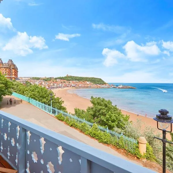 The Spa Chalet Scarborough Hot tub, pool, gym, beach location、スカーバラのホテル