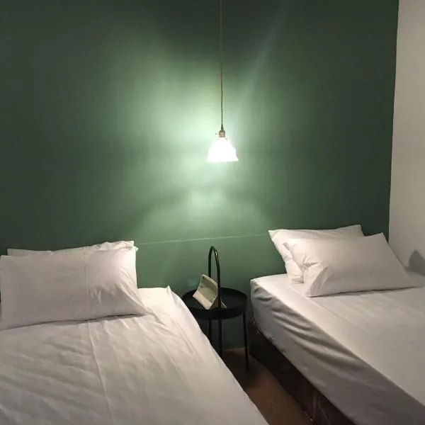 Twilight Art Villa, hotel in Tainan