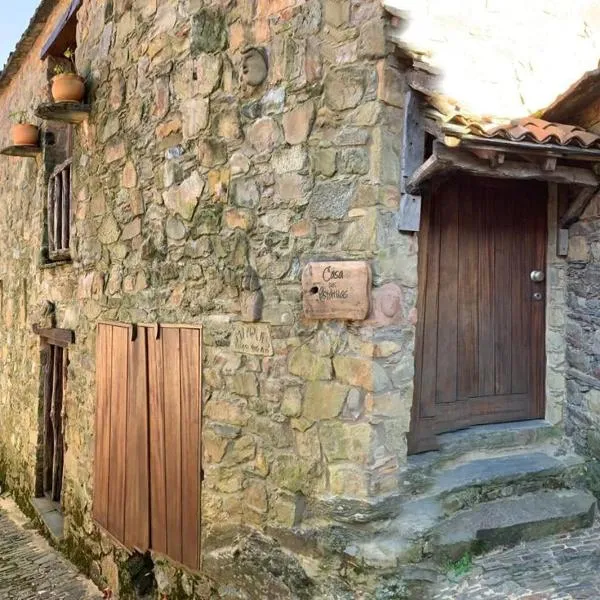 Casa das Estátuas, Hotel in Gondramaz