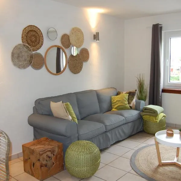 Appartement Fleurs des champs - Esc'Appart, hotell sihtkohas Rochefort