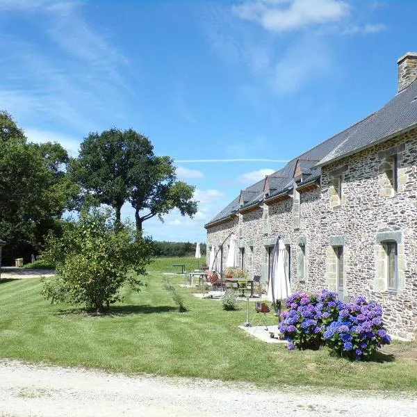 LES REINETTES - Les Vergers de Guerlédan, hotel di Caurel