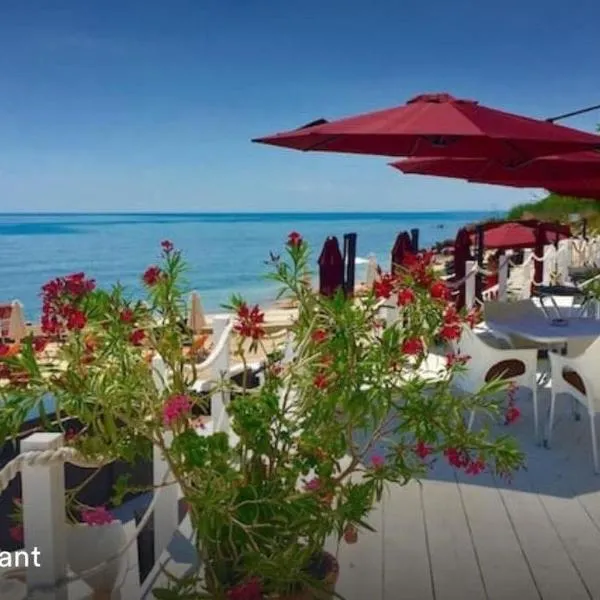La Mer Welcome, hotell Golden Sandsis