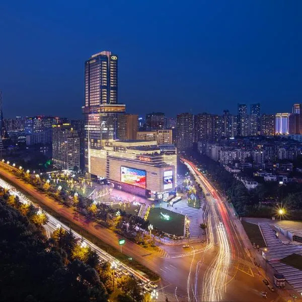 Grand Bay Hotel Chengdu، فندق في Zhongxingchang