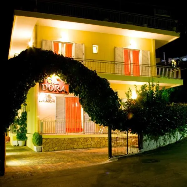 Villa Dora, hotel v destinaci Tolo